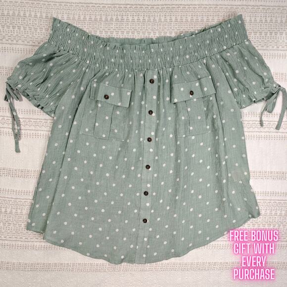 Sweet Wanderer Green Polka Dot Off Shoulder Button Front Top Size L NEW - Picture 1 of 6